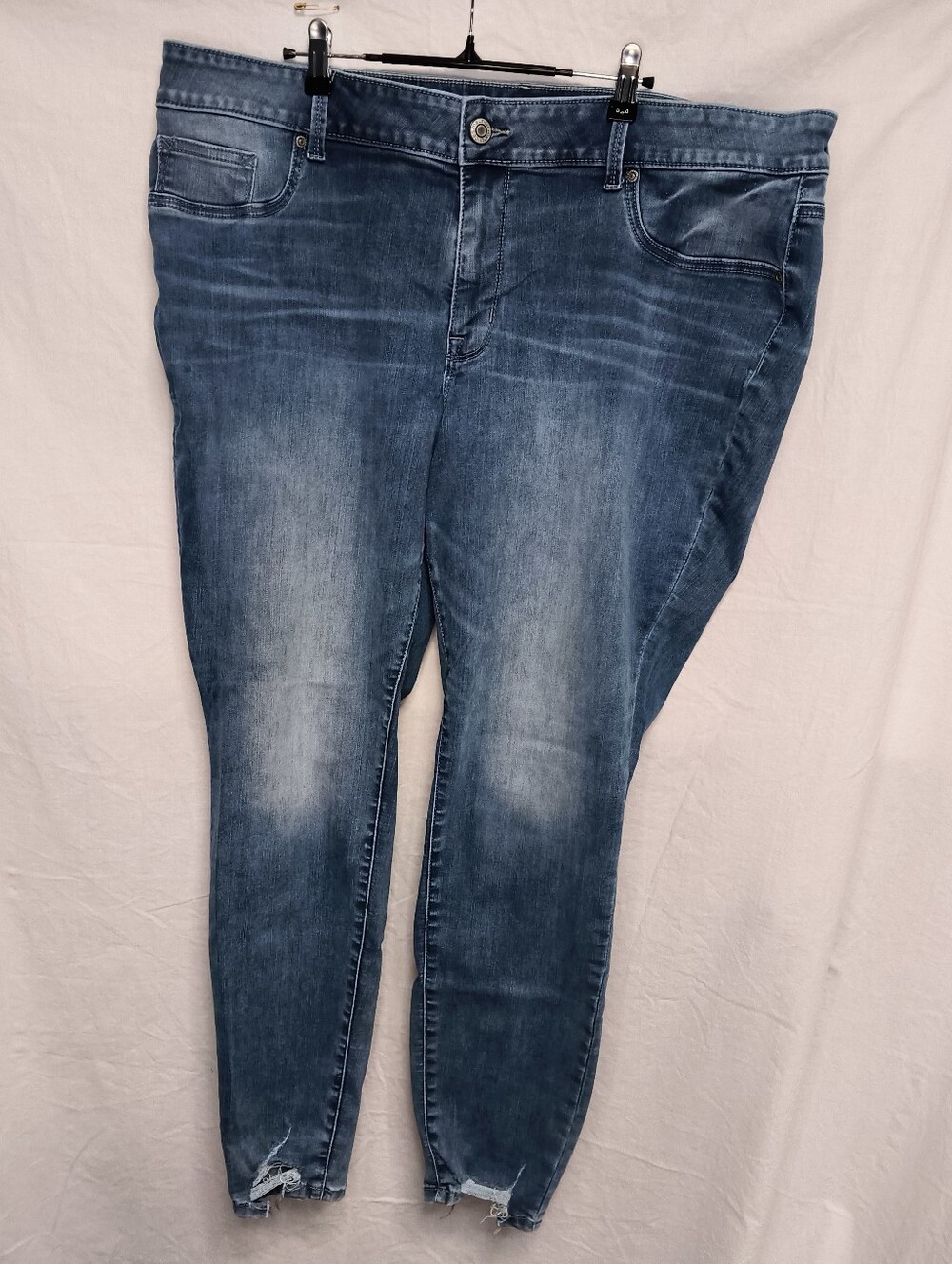 Maurices Faded Indigo Skinny Jeans 24W LONG